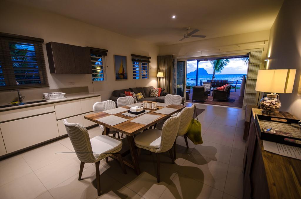 L'Escale 3 Bedrooms Sea View And Beachfront Suite By Dream Escapes Tamarin Bagian luar foto